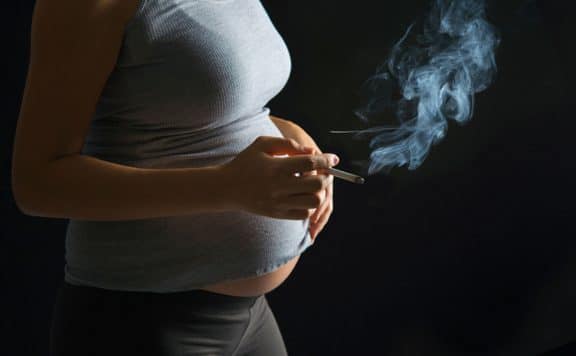 임신 중 흡연