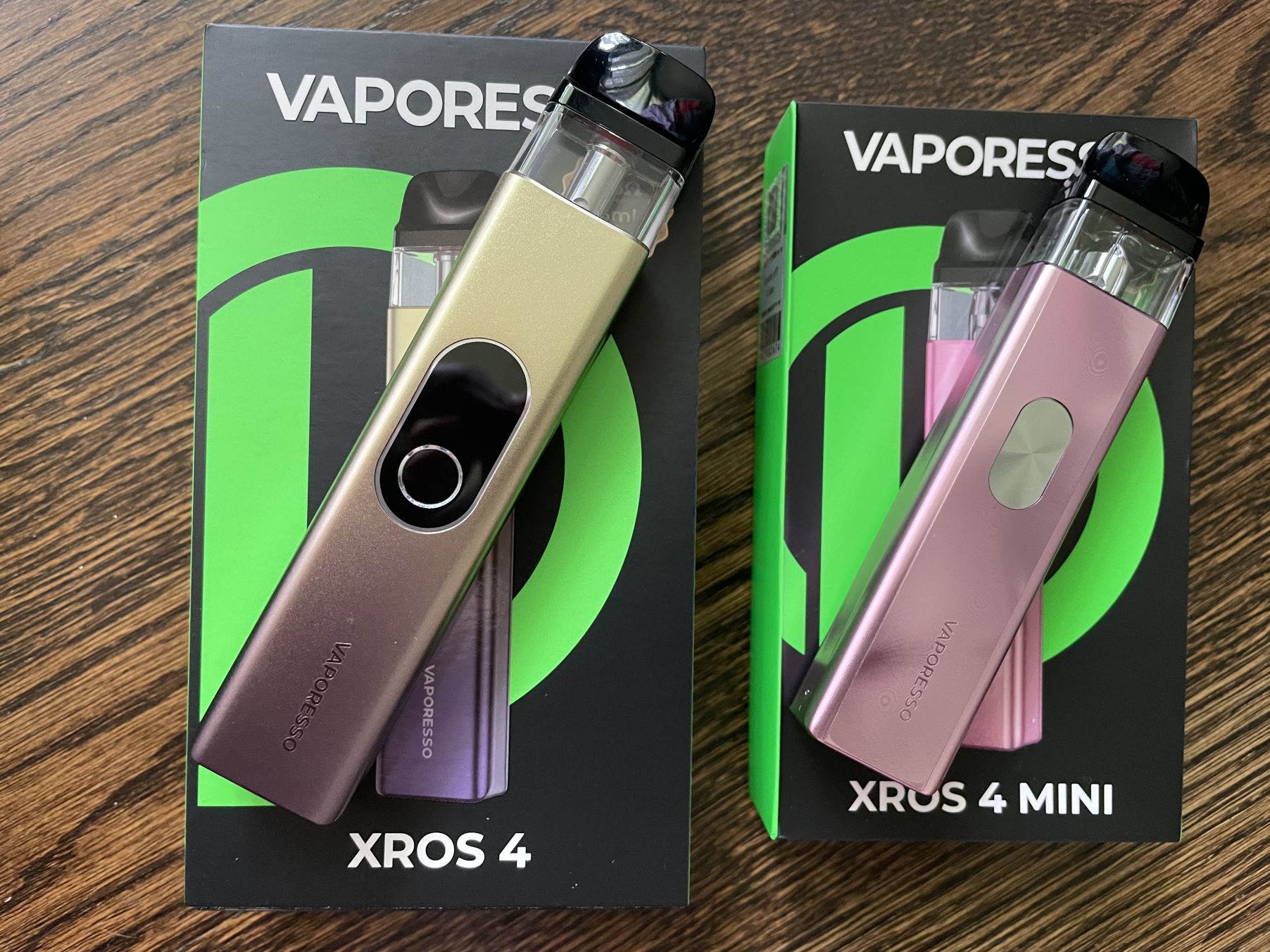 Vaporesso XROS 4 and XROS 4 Mini